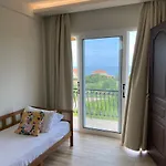 Porto Giardino Kypseli