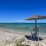 Porto Giardino Kypseli