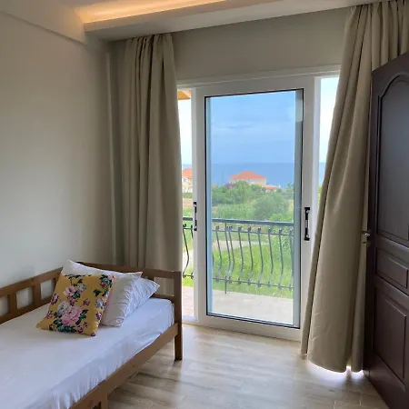 Porto Giardino Κυψέλη
