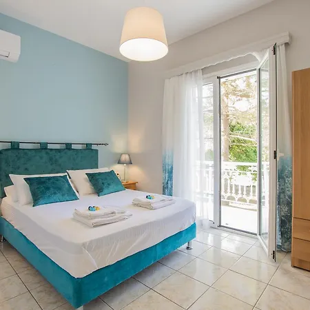 Porto Giardino * Kypseli