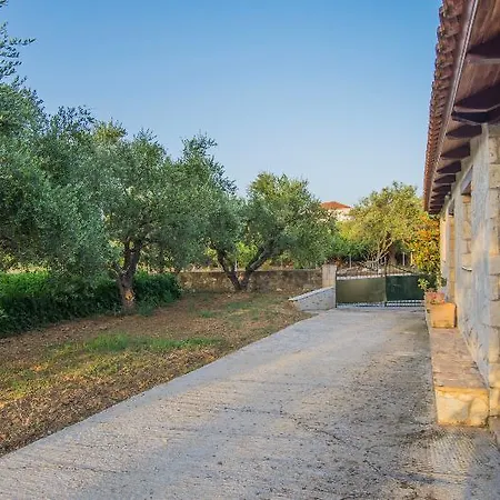 Porto Giardino דירה Kypseli